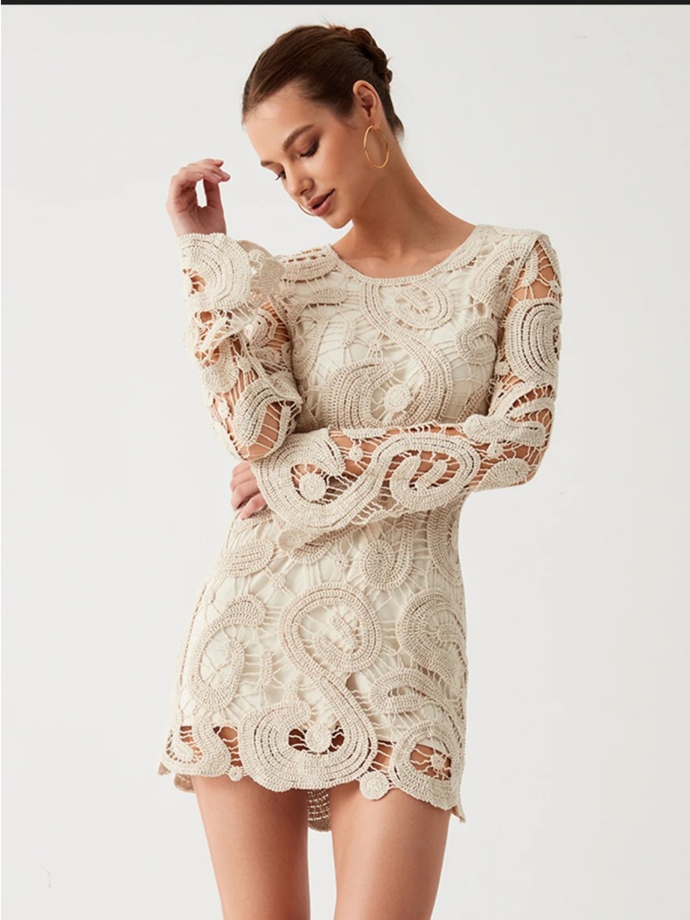 NWT Commense Sz M Crochet Cream Long Sleeves Mini Dress